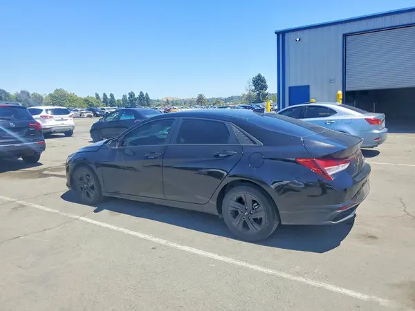 KMHLM4AG6MU141492 2021 HYUNDAI ELANTRA - Image 2