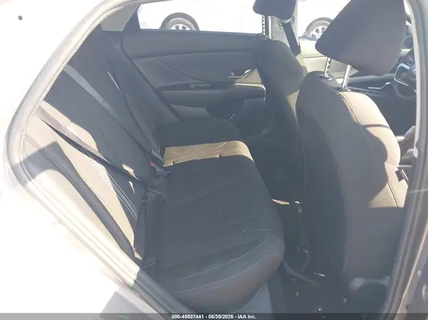 KMHLM4AG6MU173858 2021 HYUNDAI ELANTRA - Image 8