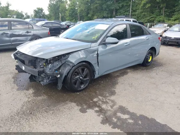 KMHLM4AG6MU195584 2021 HYUNDAI ELANTRA - Image 2