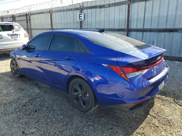 KMHLM4AG6MU199568 2021 HYUNDAI ELANTRA - Image 2