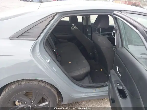 KMHLM4AG6MU212660 2021 HYUNDAI ELANTRA - Image 8