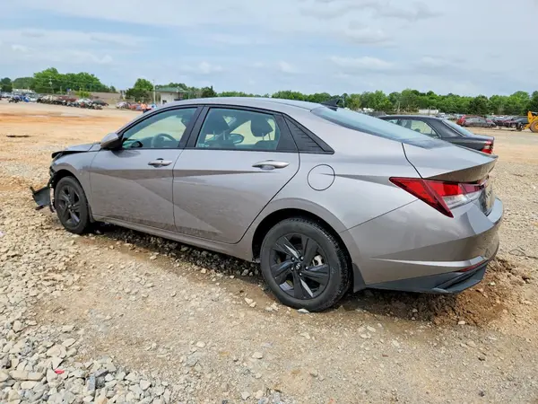 KMHLM4AG6NU216645 2022 HYUNDAI ELANTRA - Image 2