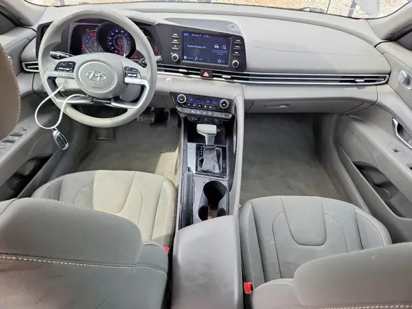 KMHLM4AG6NU216645 2022 HYUNDAI ELANTRA - Image 8