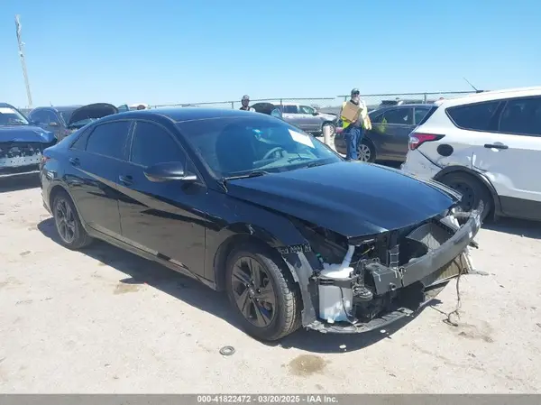 KMHLM4AG6NU224633 2022 HYUNDAI ELANTRA - Image 1