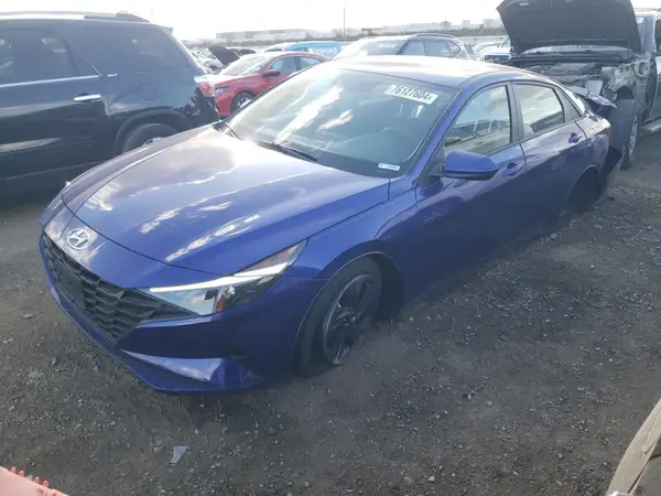KMHLM4AG6NU245398 2022 HYUNDAI ELANTRA - Image 1