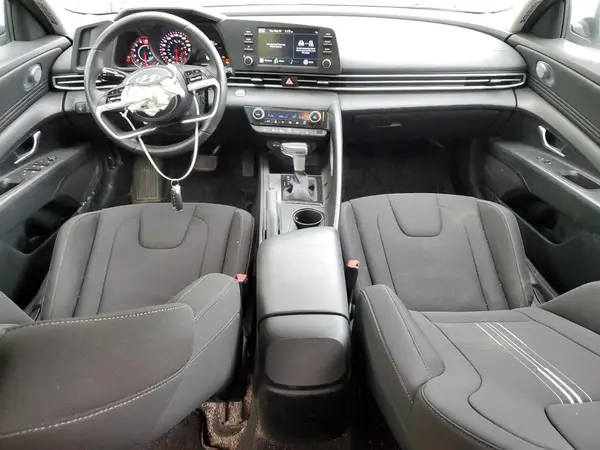 KMHLM4AG6NU257468 2022 HYUNDAI ELANTRA - Image 8