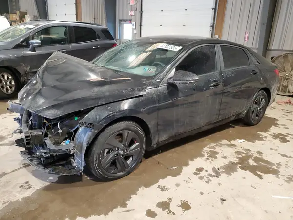 KMHLM4AG6NU260189 2022 HYUNDAI ELANTRA - Image 1