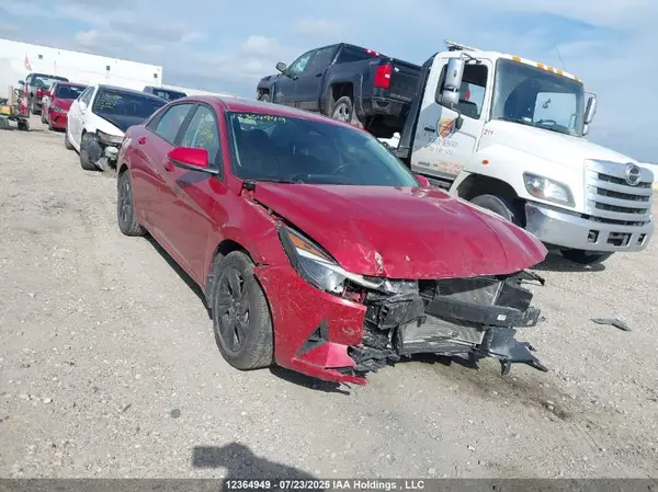 KMHLM4AG6NU263223 2022 HYUNDAI ELANTRA - Image 1