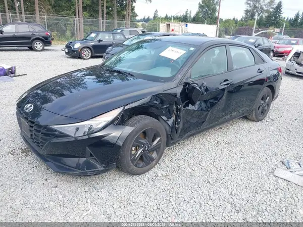 KMHLM4AG6NU272603 2022 HYUNDAI ELANTRA - Image 2