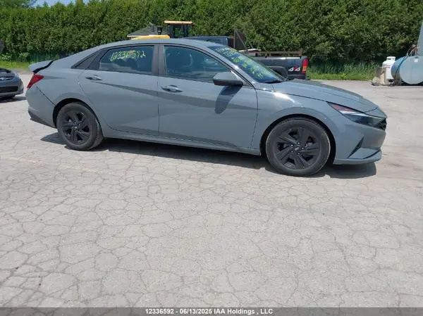 KMHLM4AG6NU285710 2022 HYUNDAI ELANTRA - Image 1