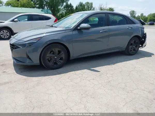 KMHLM4AG6NU285710 2022 HYUNDAI ELANTRA - Image 2
