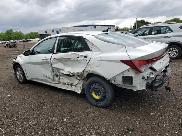 KMHLM4AG6NU298067 2022 HYUNDAI ELANTRA - Image 2