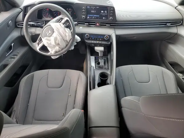 KMHLM4AG6NU311545 2022 HYUNDAI ELANTRA - Image 8