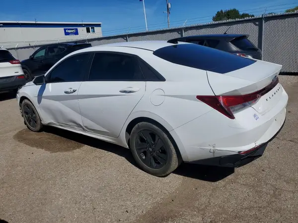 KMHLM4AG6NU314784 2022 HYUNDAI ELANTRA - Image 2