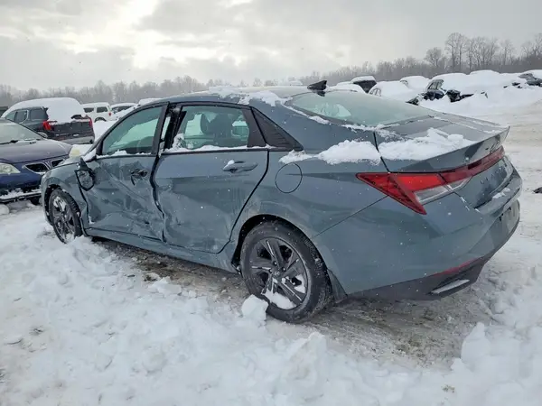 KMHLM4AG6NU316731 2022 HYUNDAI ELANTRA - Image 2