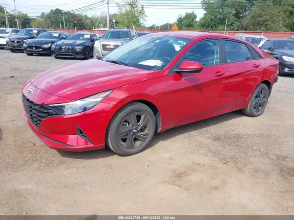 KMHLM4AG6NU317507 2022 HYUNDAI ELANTRA - Image 2