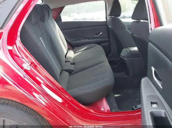 KMHLM4AG6NU317507 2022 HYUNDAI ELANTRA - Image 8