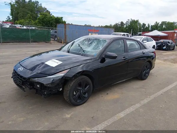KMHLM4AG6NU317734 2022 HYUNDAI ELANTRA - Image 2