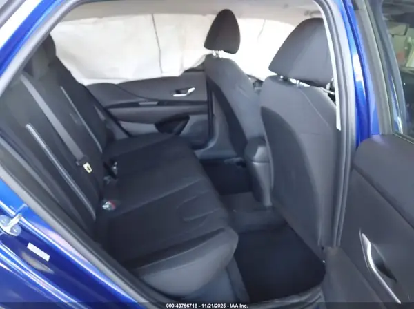 KMHLM4AG6NU328667 2022 HYUNDAI ELANTRA - Image 8