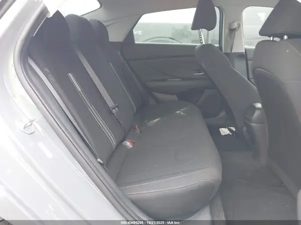 KMHLM4AG6NU334078 2022 HYUNDAI ELANTRA - Image 8