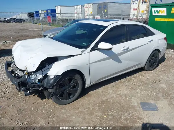 KMHLM4AG6NU334727 2022 HYUNDAI ELANTRA - Image 2