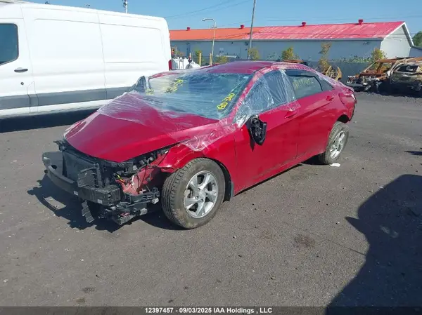 KMHLM4AG6NU338955 2022 HYUNDAI ELANTRA - Image 2