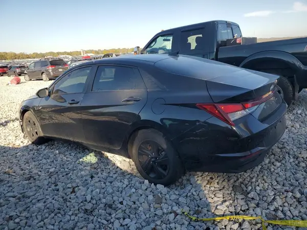 KMHLM4AG6NU349518 2022 HYUNDAI ELANTRA - Image 2