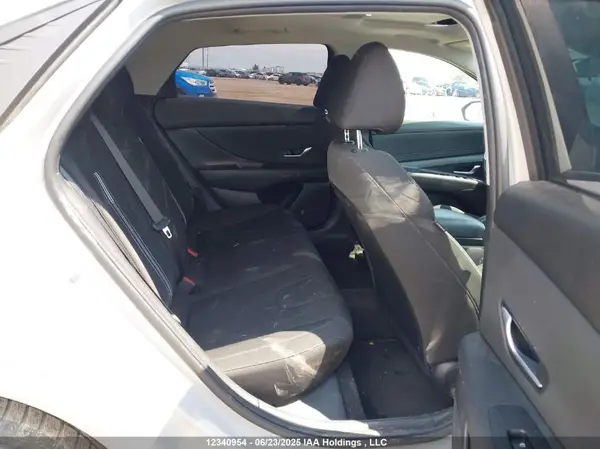KMHLM4AG6NU350488 2022 HYUNDAI ELANTRA - Image 8
