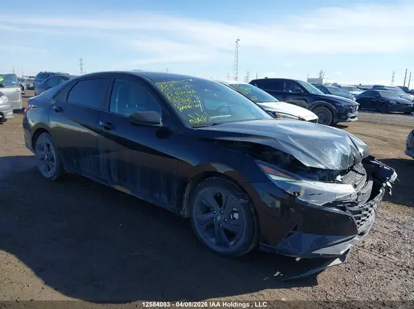 KMHLM4AG6NU351303 2022 HYUNDAI ELANTRA - Image 1