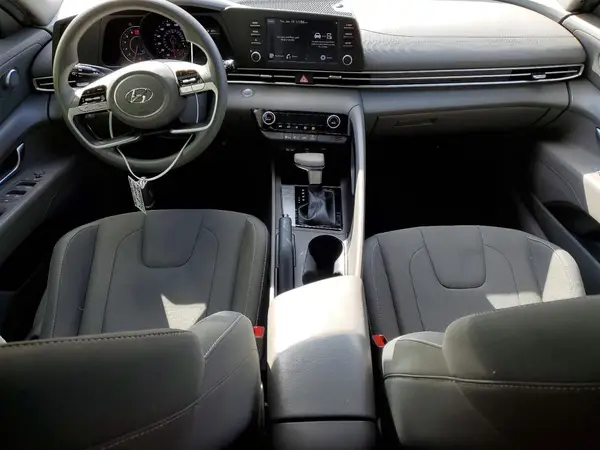 KMHLM4AG6NU351754 2022 HYUNDAI ELANTRA - Image 8