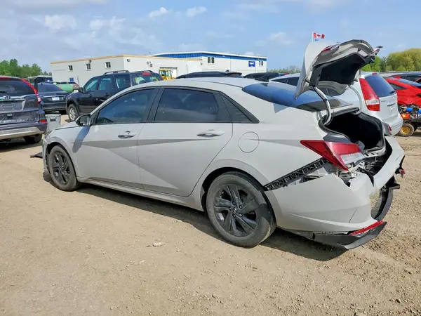 KMHLM4AG6NU360650 2022 HYUNDAI ELANTRA - Image 2