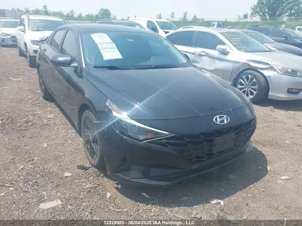 KMHLM4AG6NU369025 2022 HYUNDAI ELANTRA - Image 1