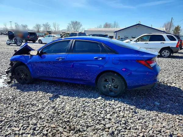 KMHLM4AG6PU370999 2023 HYUNDAI ELANTRA - Image 2