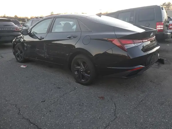 KMHLM4AG6PU374938 2023 HYUNDAI ELANTRA - Image 2