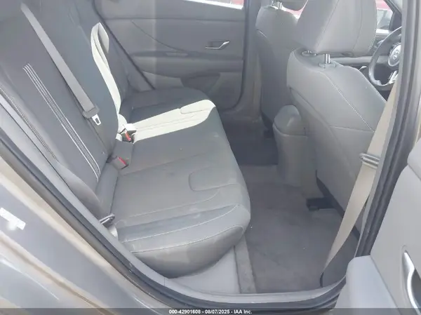KMHLM4AG6PU384787 2023 HYUNDAI ELANTRA - Image 8