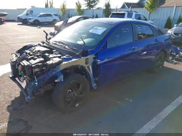 KMHLM4AG6PU396163 2023 HYUNDAI ELANTRA - Image 2