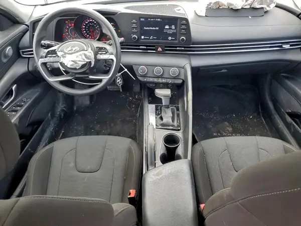 KMHLM4AG6PU398026 2023 HYUNDAI ELANTRA - Image 8