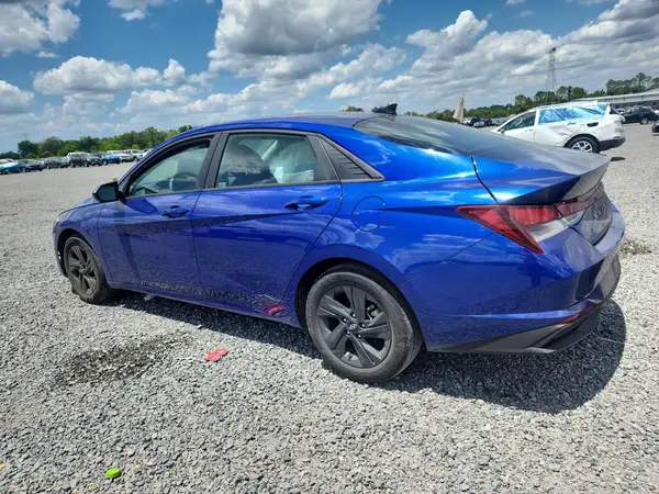 KMHLM4AG6PU428965 2023 HYUNDAI ELANTRA - Image 2