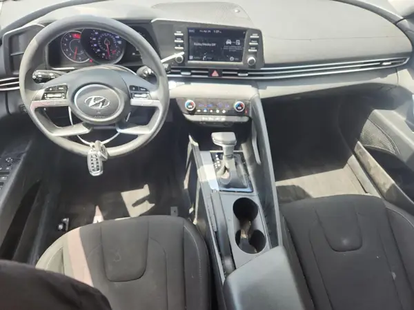 KMHLM4AG6PU428965 2023 HYUNDAI ELANTRA - Image 8