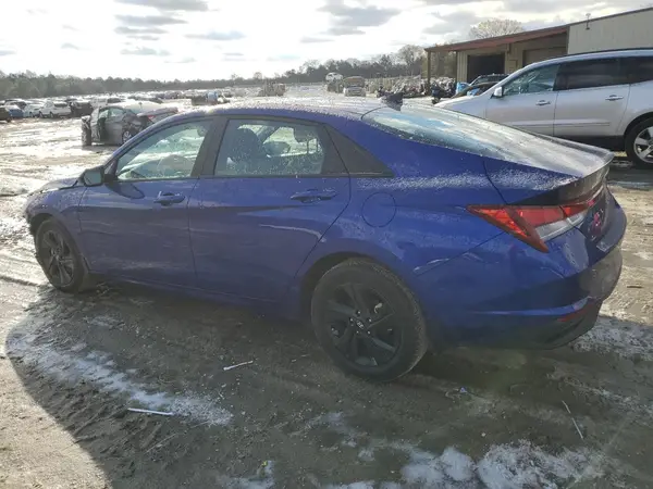 KMHLM4AG6PU435088 2023 HYUNDAI ELANTRA - Image 2