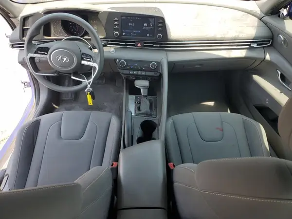 KMHLM4AG6PU436418 2023 HYUNDAI ELANTRA - Image 8