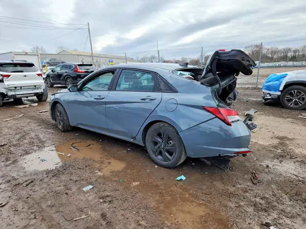 KMHLM4AG6PU436726 2023 HYUNDAI ELANTRA - Image 2