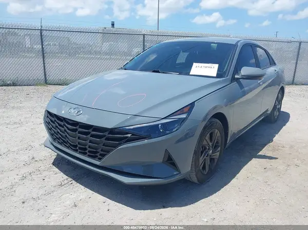 KMHLM4AG6PU437911 2023 HYUNDAI ELANTRA - Image 2