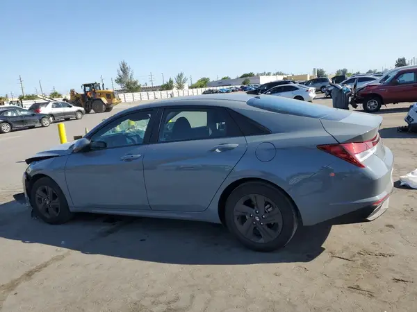 KMHLM4AG6PU441389 2023 HYUNDAI ELANTRA - Image 2