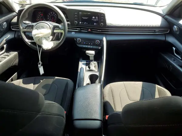 KMHLM4AG6PU441893 2023 HYUNDAI ELANTRA - Image 8