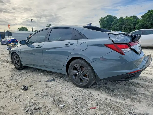KMHLM4AG6PU442218 2023 HYUNDAI ELANTRA - Image 2