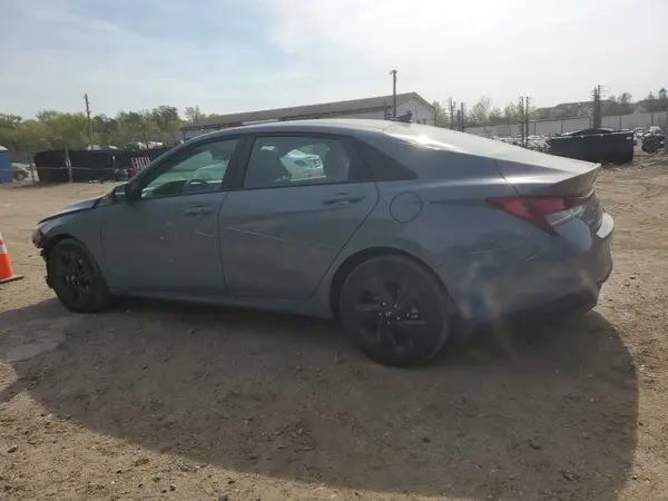 KMHLM4AG6PU444941 2023 HYUNDAI ELANTRA - Image 2