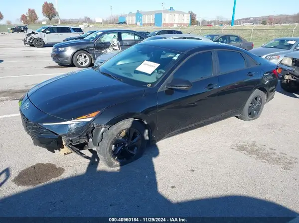 KMHLM4AG6PU450481 2023 HYUNDAI ELANTRA - Image 2