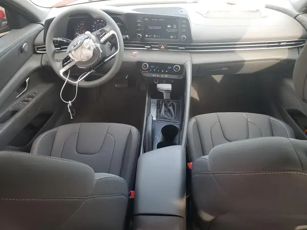KMHLM4AG6PU452957 2023 HYUNDAI ELANTRA - Image 8