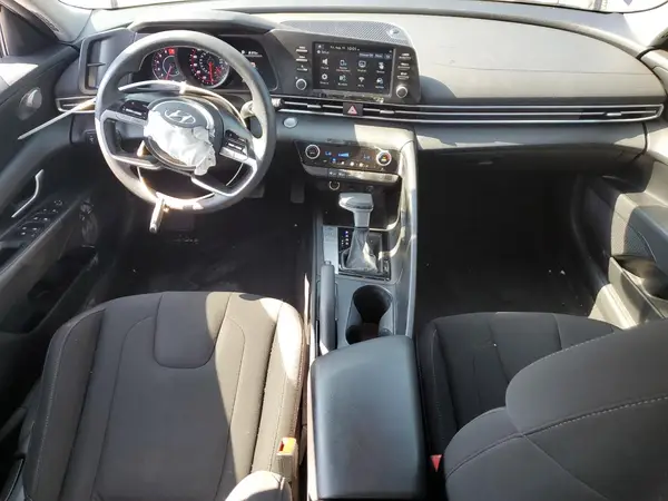 KMHLM4AG6PU453333 2023 HYUNDAI ELANTRA - Image 8